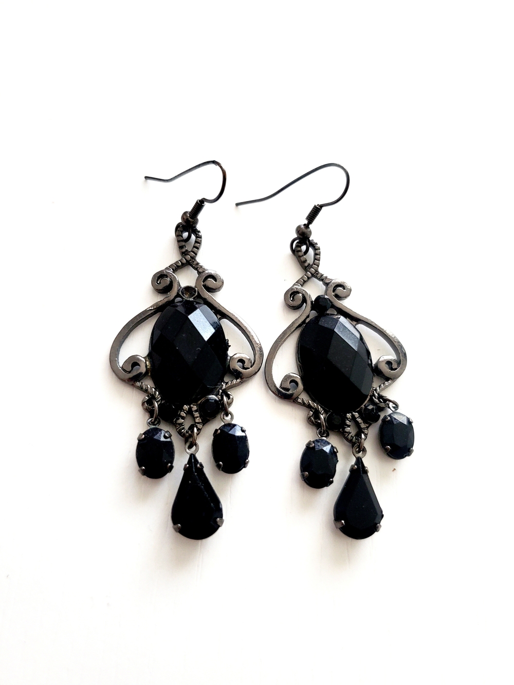 Black Vintage-Inspired Dangle Earrings - Unbranded